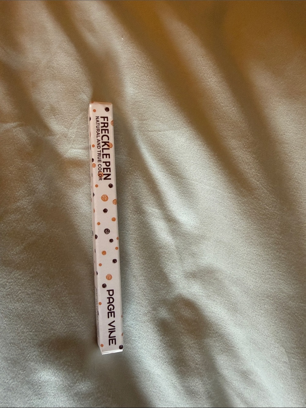 Freckle Pen in Brown - Natural Freckle Tint